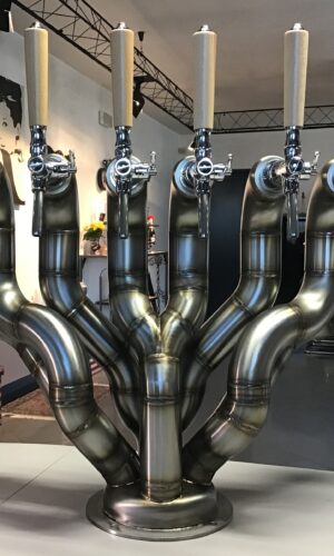 Spillatore birra a 8 rubinetti